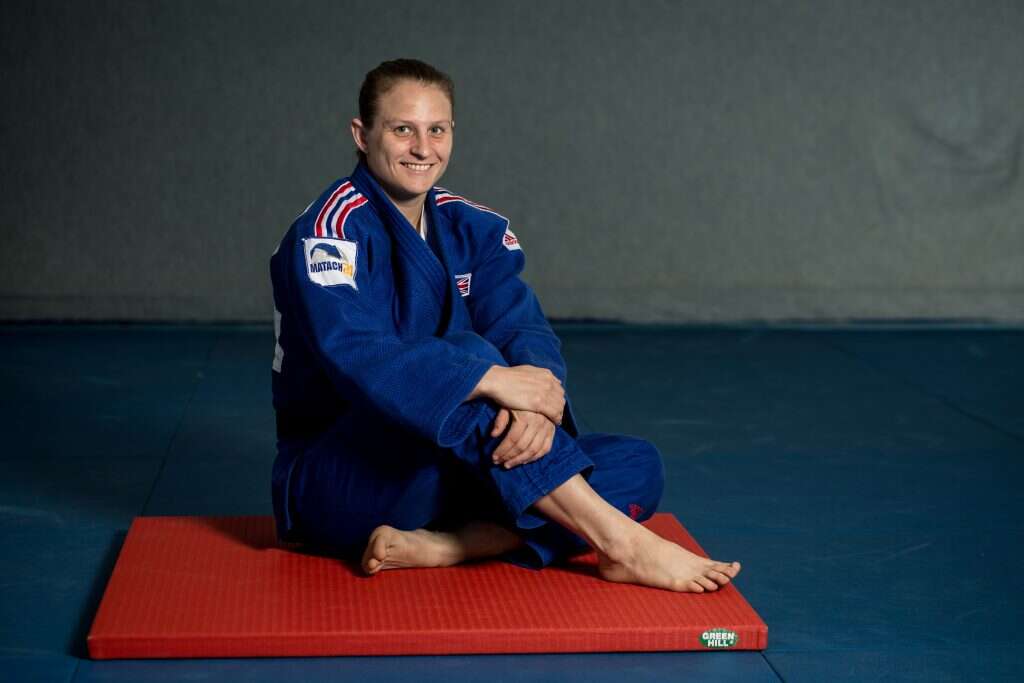 אליס שלזינגר. | אריק סולטן