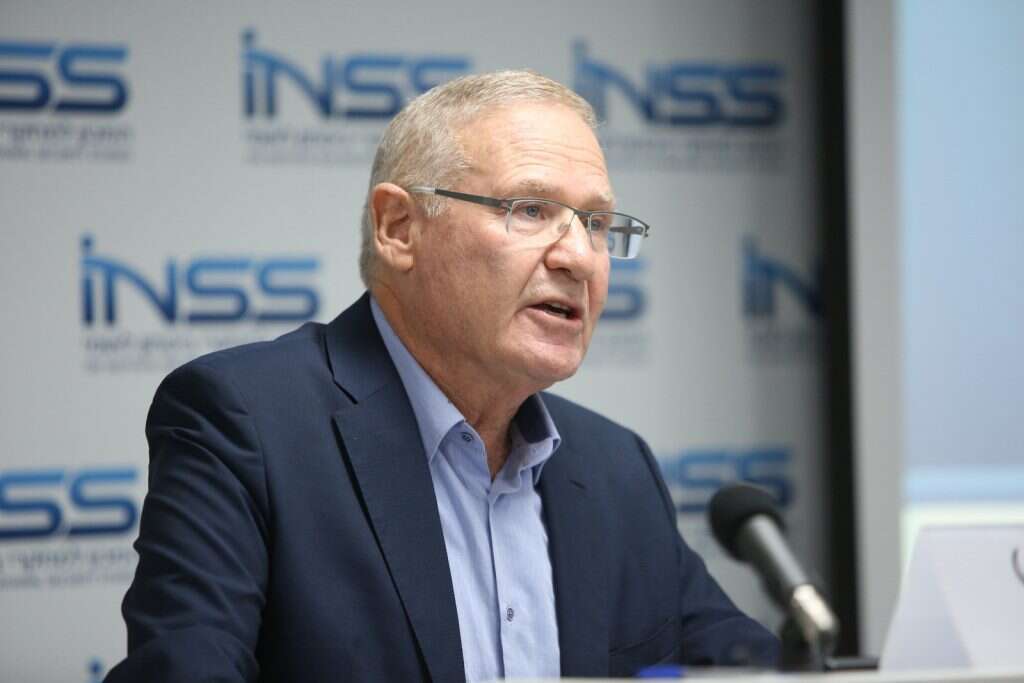 עמוס ידלין. | חן גלילי עמוס ידלין. | חן גלילי