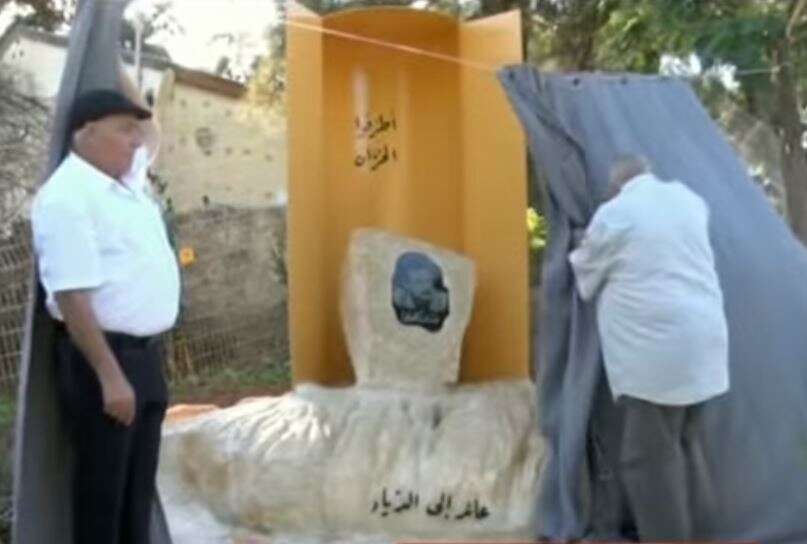 האנדרטה נחנכת בבית העלמין בעכו