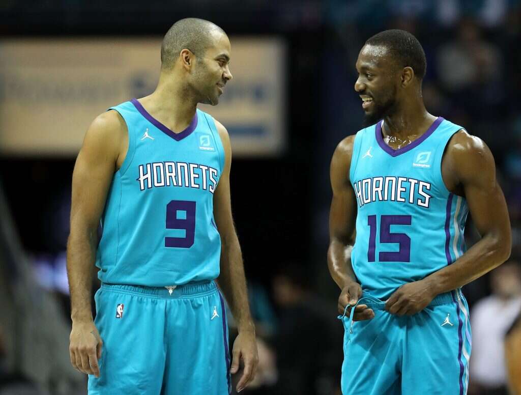 קמבה ווקר עם טוני פארקר. | AFP