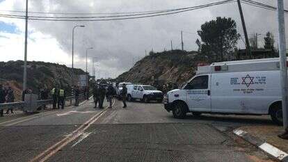 זירת הפיגוע ליד גבעת אסף. | אריאל זיגלר