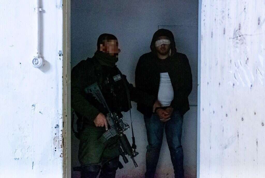 כוחות צה"ל במבצע לאיתור המחבל מהפיגוע בעפרה. | דו''צ