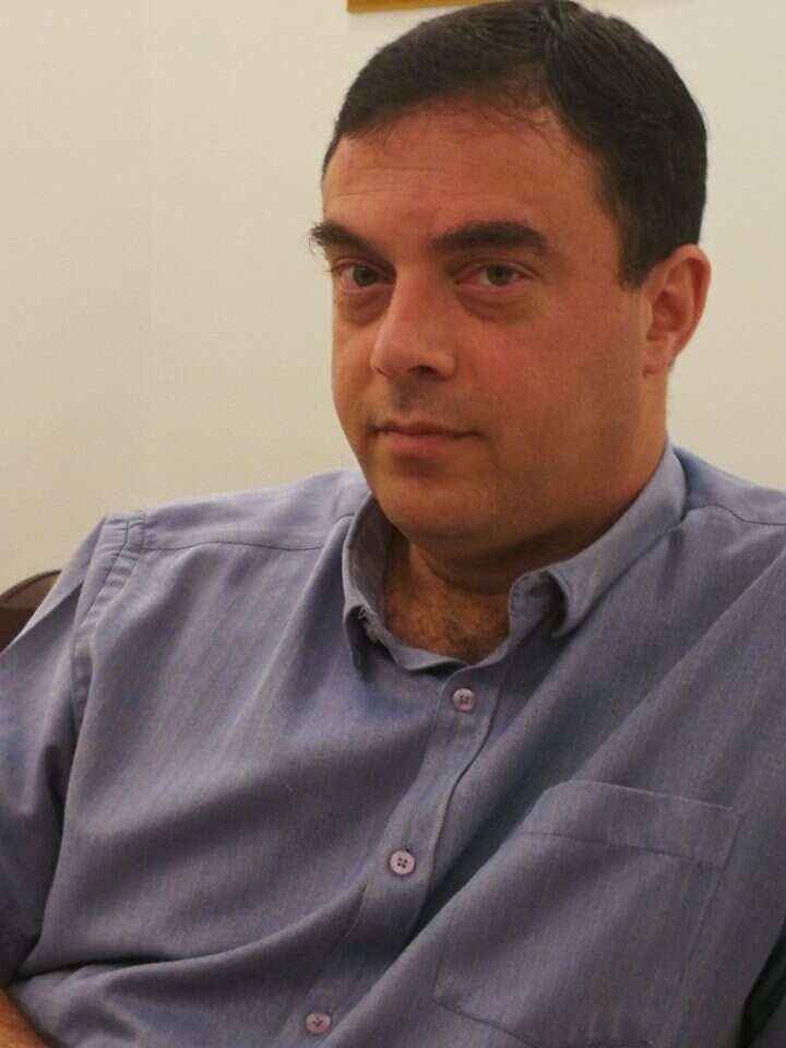 נדב אשכר . | מיכאל טוכפלד