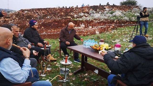 תושבים לבנונים באזור העבודות