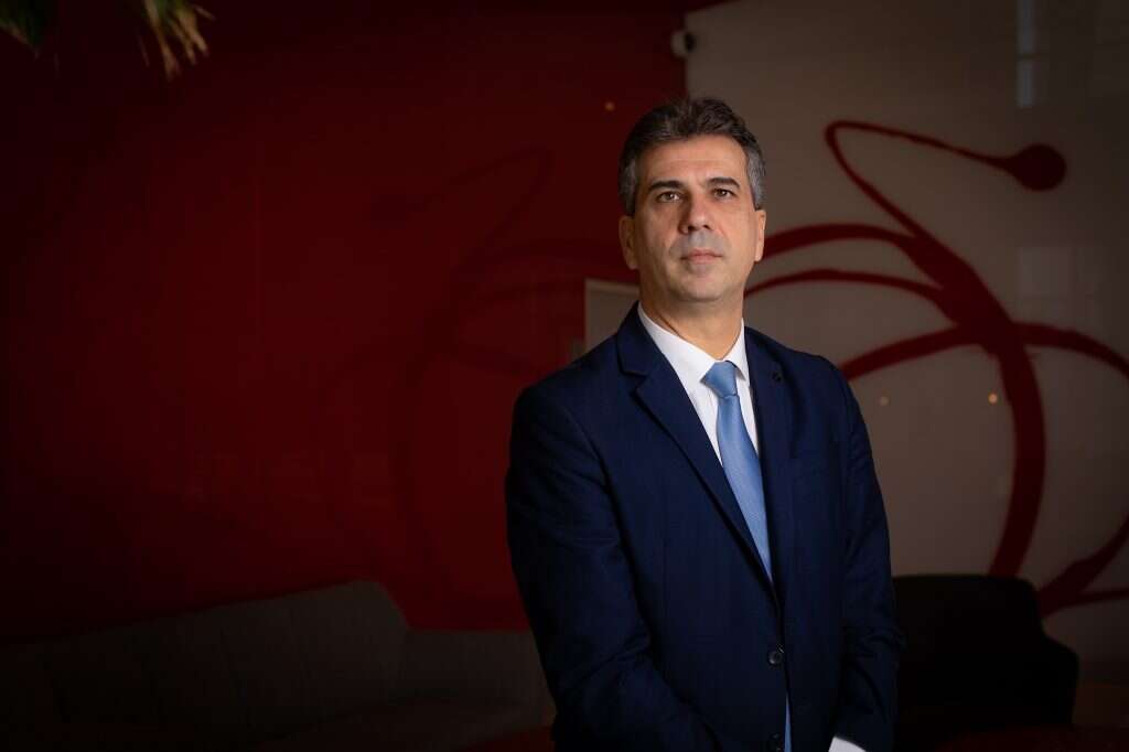 השר אלי כהן. | אריק סולטן השר אלי כהן. | אריק סולטן