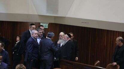 נתניהו והח"כים החרדים בכנסת. | מרים צחי