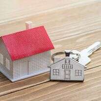 בית למכירה. | שאטרסטוק