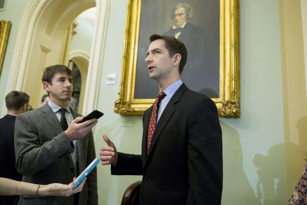 הסנאטור תום קוטון. | EPA הסנאטור תום קוטון. | EPA