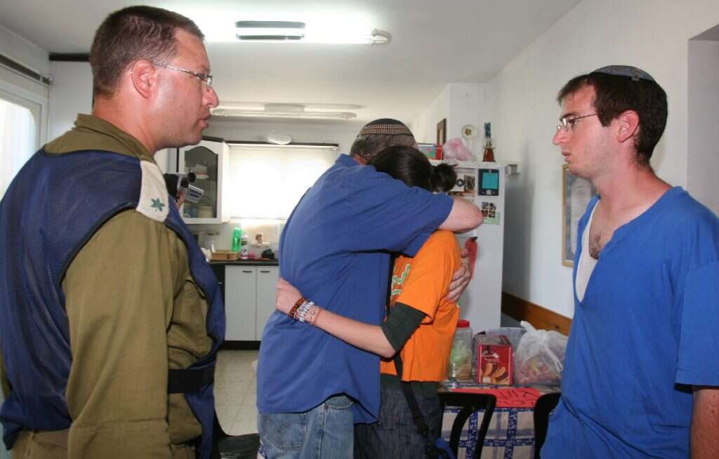 הפינוי מגוש קטיף. | מרים צחי