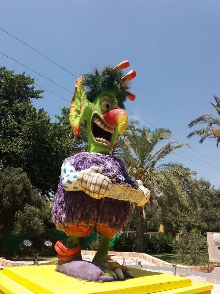 מעבודותיו של לוי