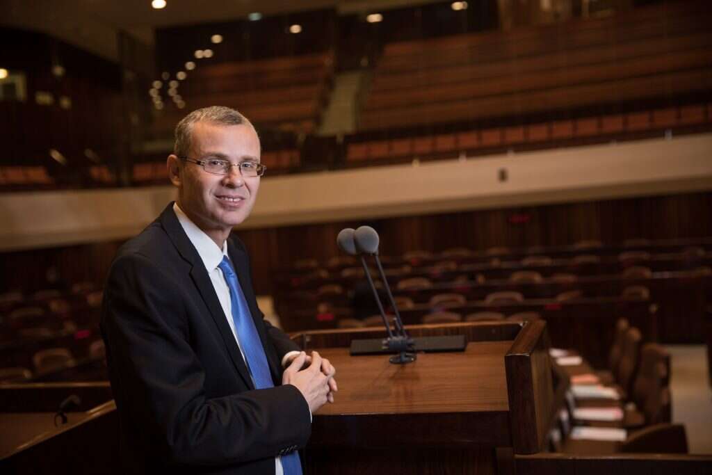 יריב לוין. | אבישג שאר-ישוב יריב לוין. | אבישג שאר-ישוב