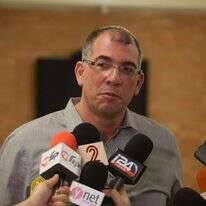 ניר אורבך. | מרים צחי