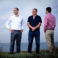 עמית, שקדי ופלדי. | אריק סולטן