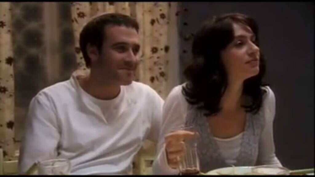 זהר שטראוס בסרוגים.