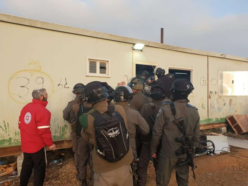 פינוי עמונה. | דוברות מטה בנימין