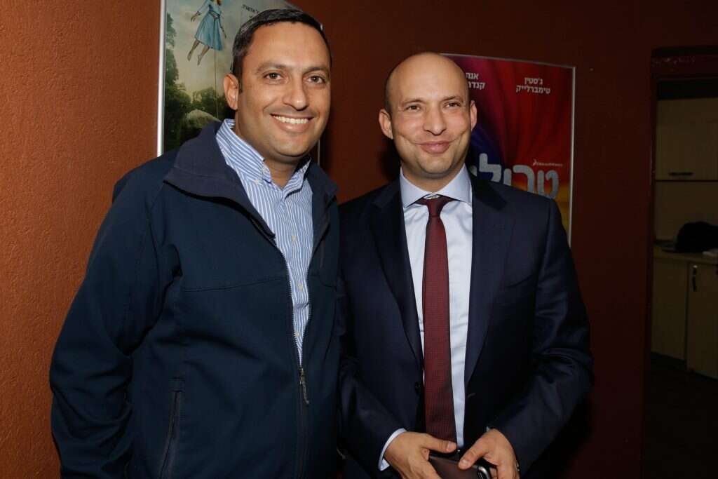 אלון דוידי עם נפתלי בנט. | יהודה פרץ