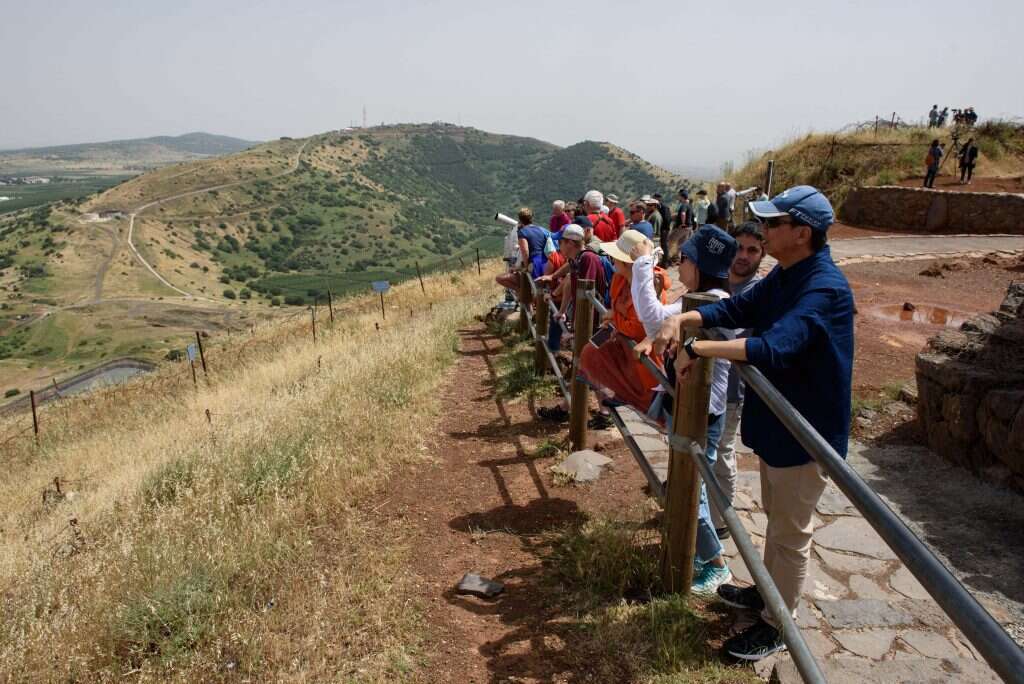 תיירים בגולן. | אייל מרגולין ג'יני