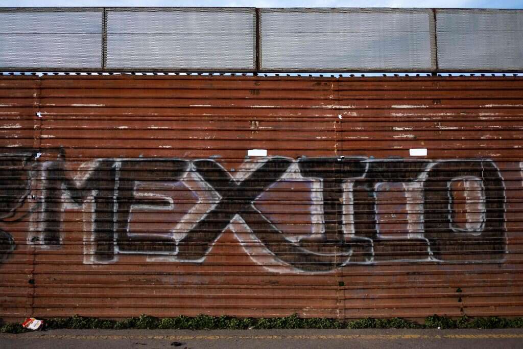 הגדר בגבול ארה''ב-מקסיקו. | AFP הגדר בגבול ארה''ב-מקסיקו. | AFP