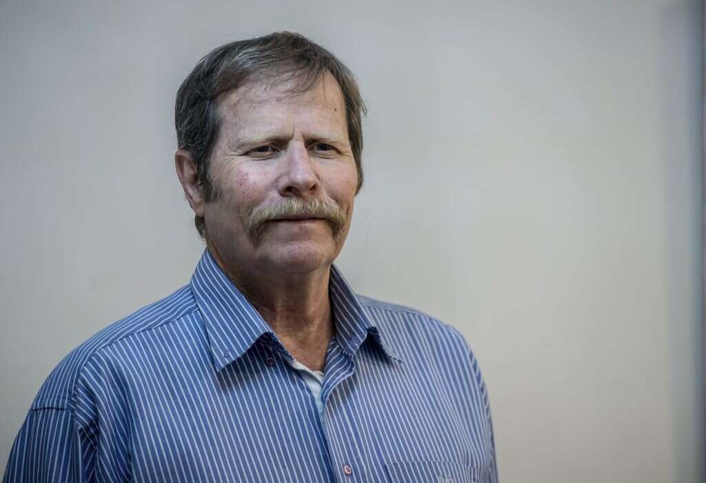 אברהם ליפשיץ. | גיל אליהו - ג'יני