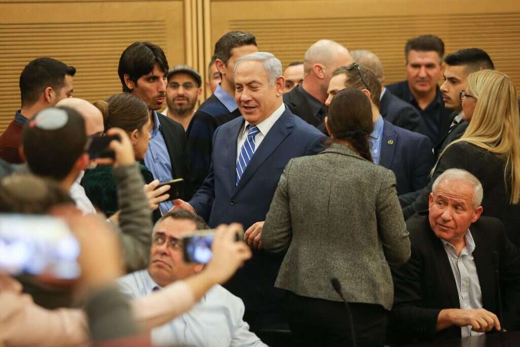 נתניהו בישיבת סיעת הליכוד. | אורן בן חקון