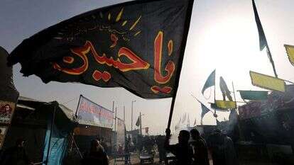 אסלאמיסטים איראנים בדרך לעיראק. | AFP