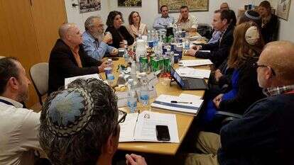 מפגש נציגי התנועה הרפורמית במשרד החוץ. | מתוך הפייסבוק של יזהר הס מפגש נציגי התנועה הרפורמית במשרד החוץ. | מתוך הפייסבוק של יזהר הס