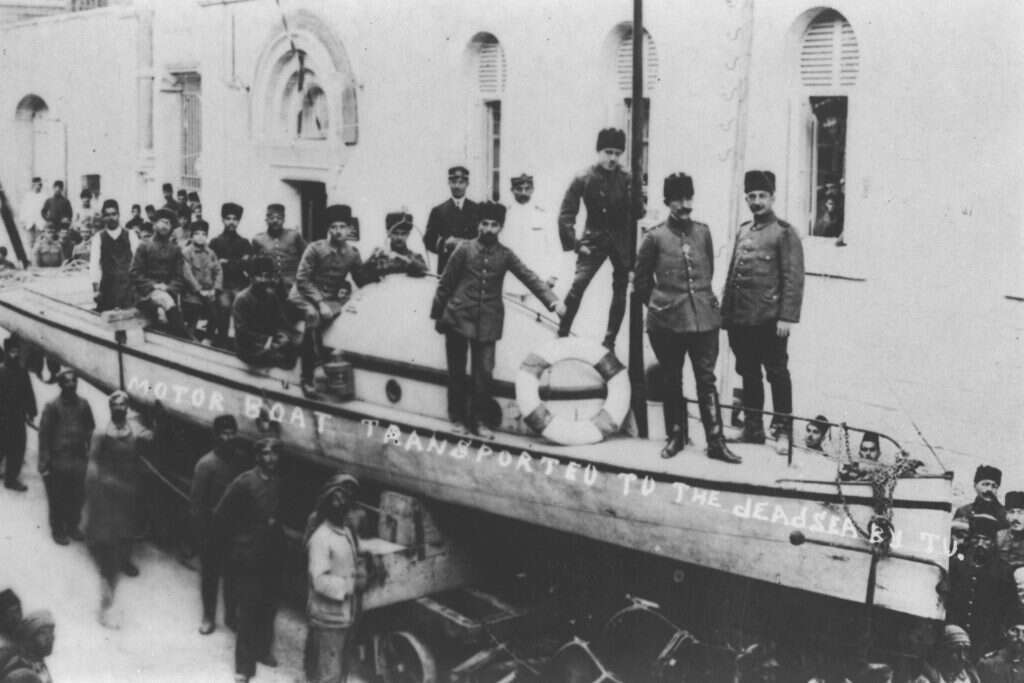 כוחות הצבא הטורקי בים המלח, 1916. | לע"מ