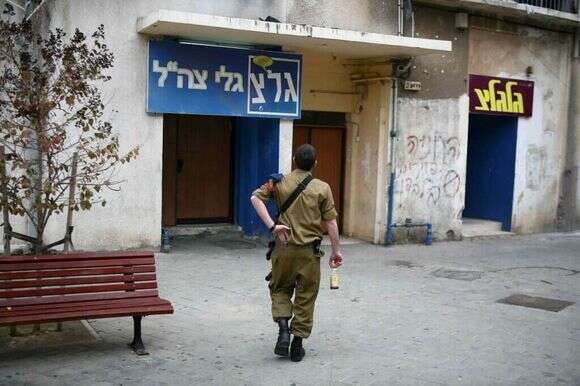 מערכת גלי צה''ל ביפו. ארכיון | יהושע יוסף מערכת גלי צה''ל ביפו. ארכיון | יהושע יוסף