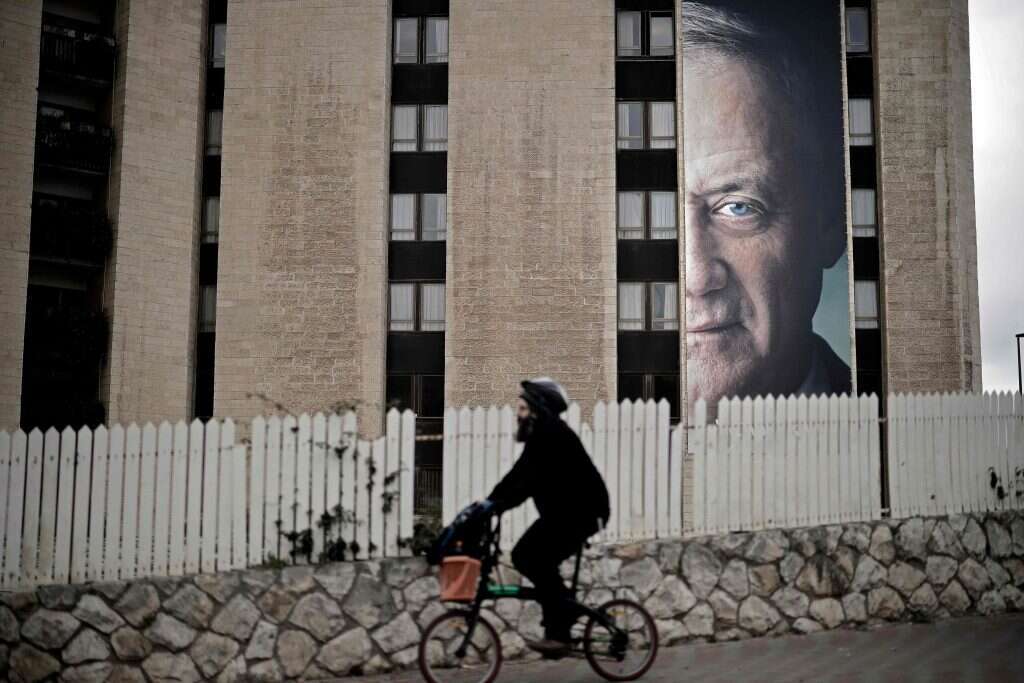 שלט בחירות של בני גנץ בירושלים. | AFP