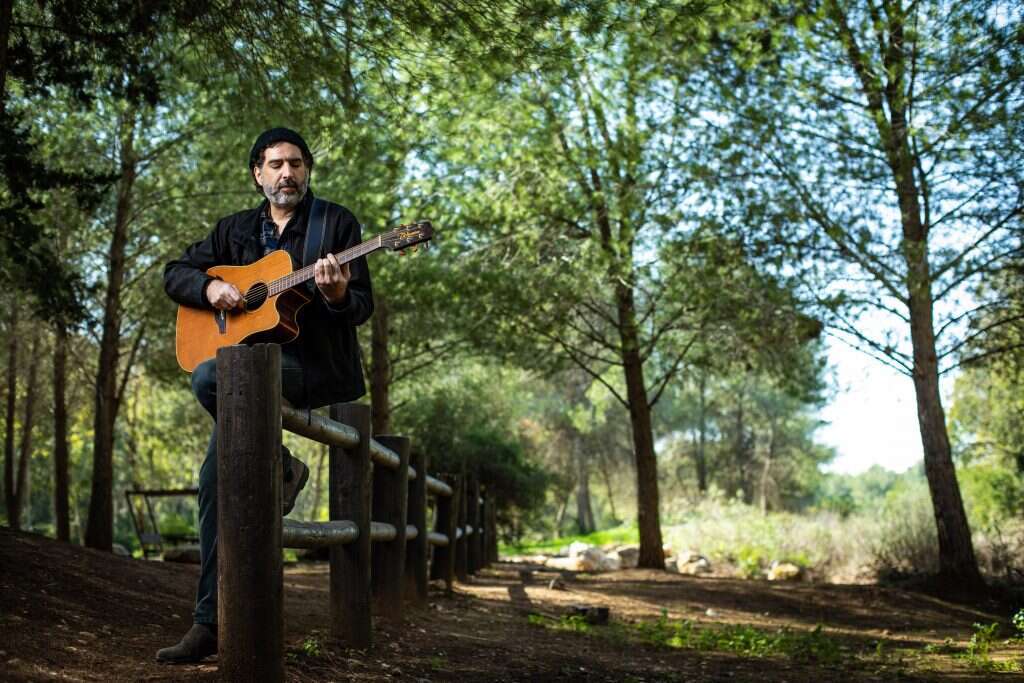 אופיר בר–עמי. | אריק סולטן