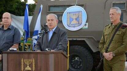 נתניהו עם גנץ ויעלון. | קובי גדעון לע"מ נתניהו עם גנץ ויעלון. | קובי גדעון לע"מ