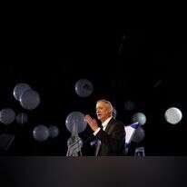 גנץ בנאום הבכורה. | אביר סולטן