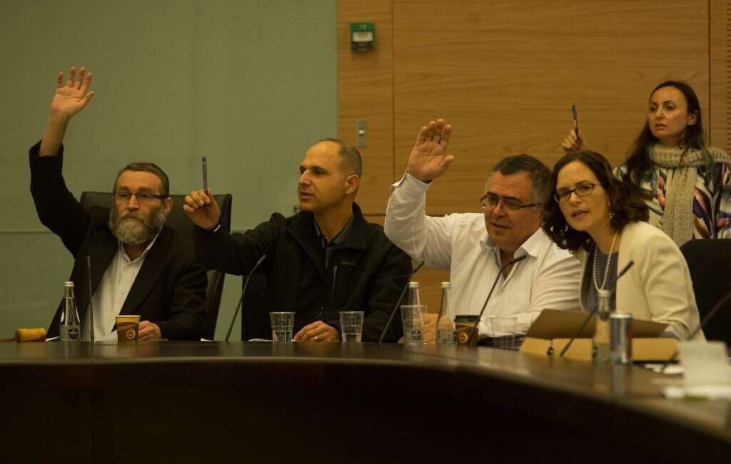 ועדת הכספים. | אורן בן חקון