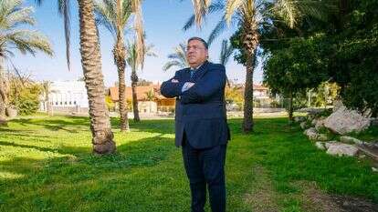 ליאור קצב. | לירון מולדבן ליאור קצב. | לירון מולדבן