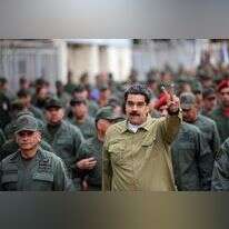 נשיא ונצואלה מדורו בהפגנה של תומכיו. | AFP