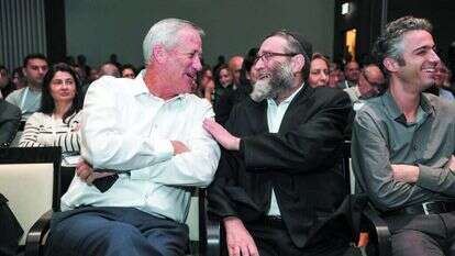 ח"כ משה גפני ובני גנץ. | גדעון מרקוביץ