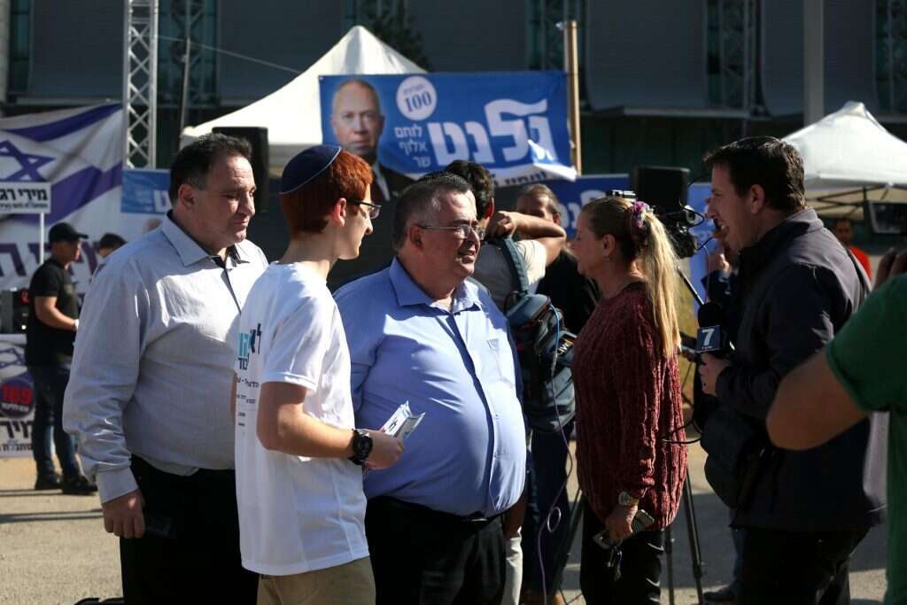 הפריימריז בגני התערוכה. | אבישג שאר־ישוב הפריימריז בגני התערוכה. | אבישג שאר־ישוב