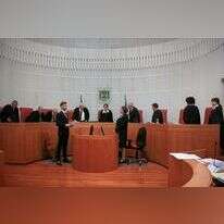 שופטי העליון. | אורן בן חקון