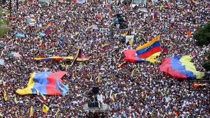 הפגנות המוניות נגד המשטר בוונצואלה. | גטי אימג'ס הפגנות המוניות נגד המשטר בוונצואלה. | גטי אימג'ס