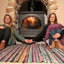 תאיר בירן (מימין) ואמנה ארנרייך. | מרים צחי