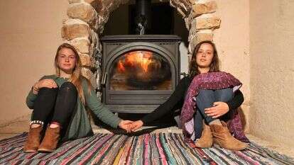 תאיר בירן (מימין) ואמנה ארנרייך. | מרים צחי