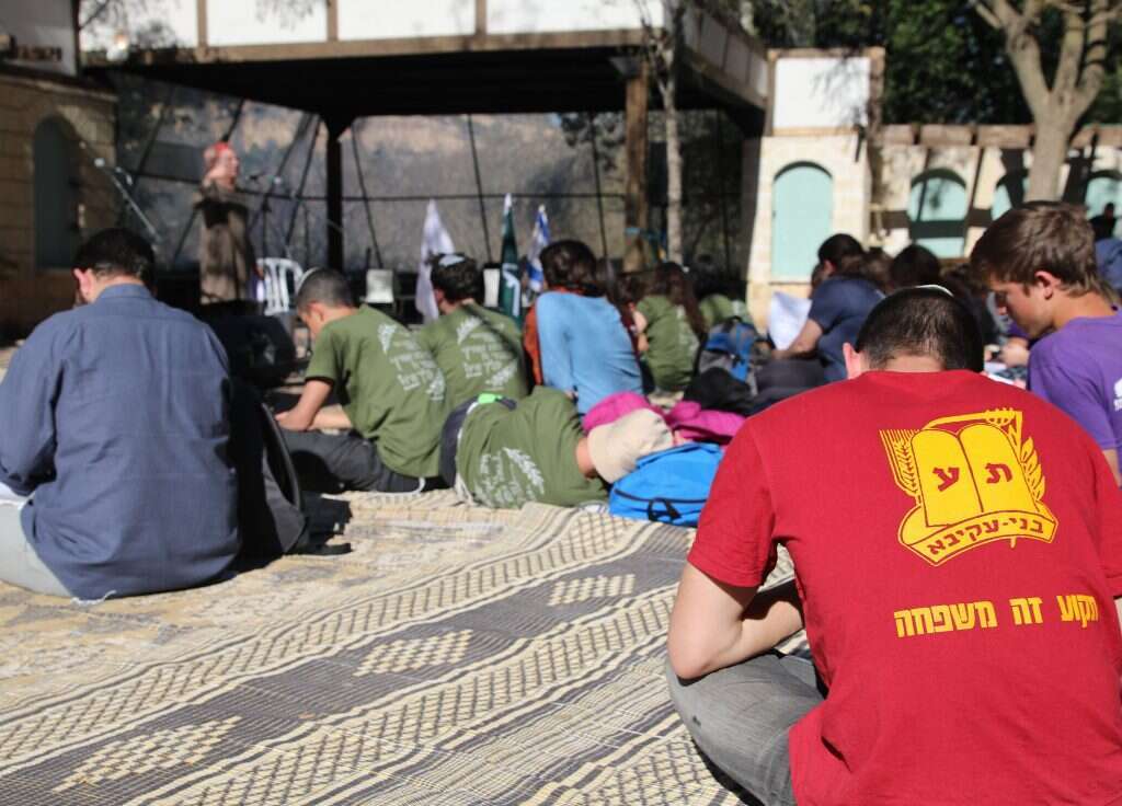 האירוע לזכר אורי אנסבכר ז"ל. | מרים צחי