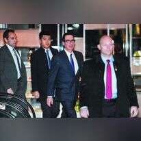 שר האוצר האמריקני סטיב מנוצ'ין בבייג'ינג. | AFP