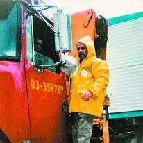 "תשובה ציונית" לרצח רחלה דרוק ויצחק רופא. פנחס ולרשטיין בהעברת מבנה מפסגות לרחלים. | אוסף פרטי