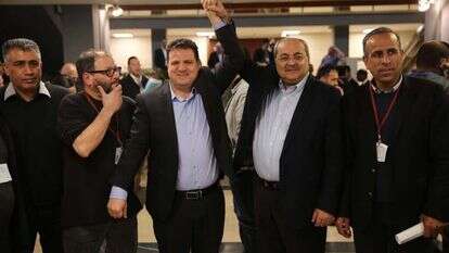 שני היו''רים טיבי ועודה. | דוברות חד''ש