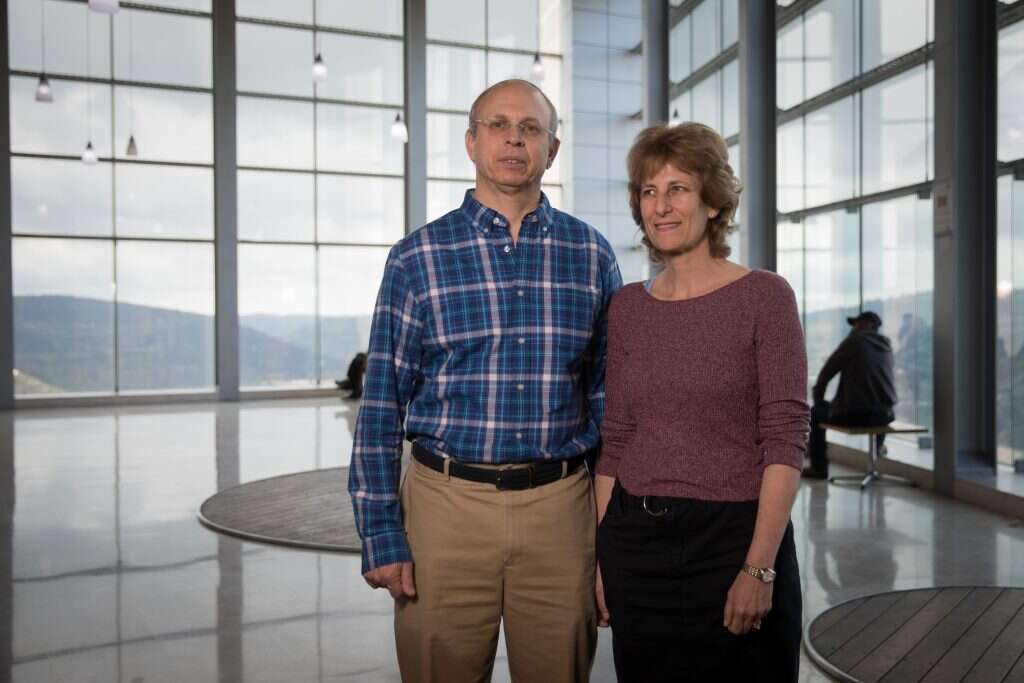 הוריו של נתנאל, ג'ו וג'ודי פלבר. | נעם רבקין פנטון - פלאש 90