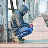 הבדידות חמורה יותר מעישון | שאטרסטוק