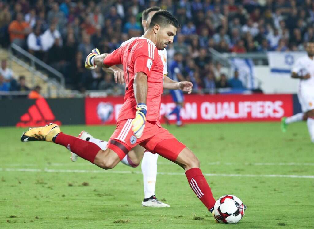 אריאל הרוש. | דני מרון