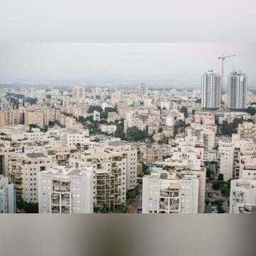 פתח תקווה. | אבישג שאר ישוב