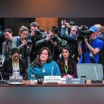 השרה לשעבר בעדותה בפרלמנט. | AFP